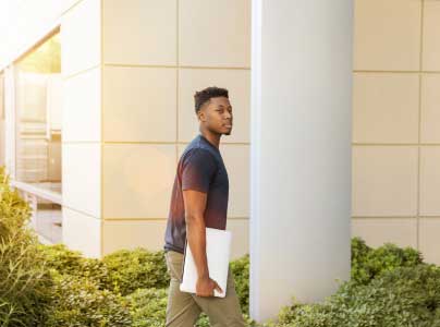14. $1,000 No-Essay Weekly Scholarship